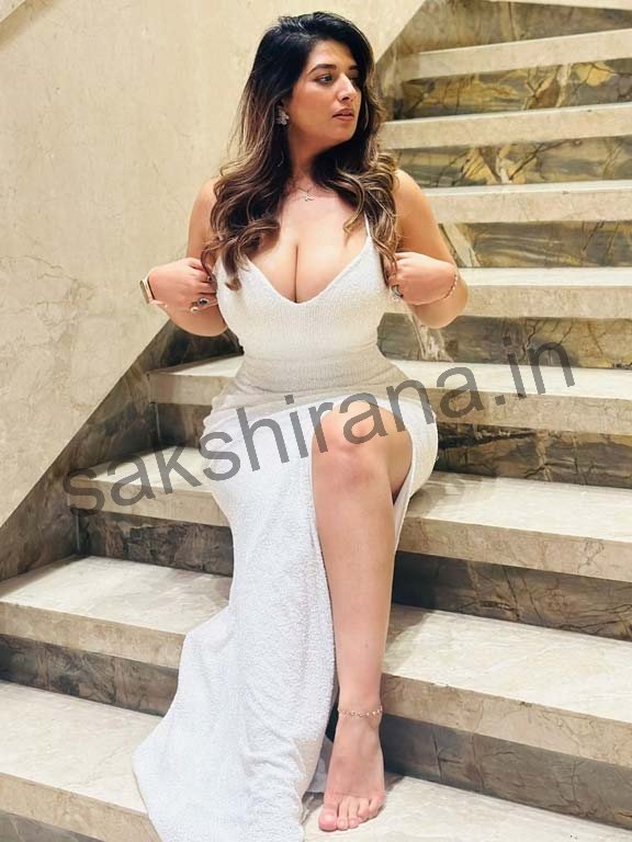 Karnal aged housewife Call Girl